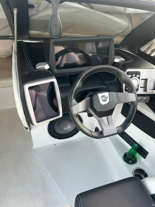Malibu 22 LSV