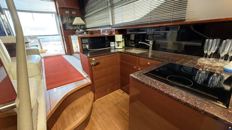 Princess 43 FLY - MODEL 2015