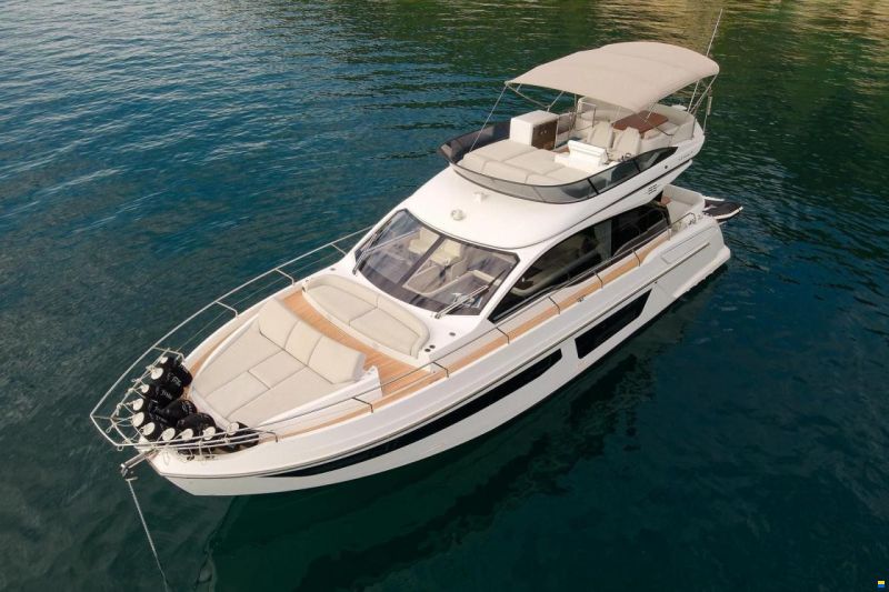 Azimut 53 FLY