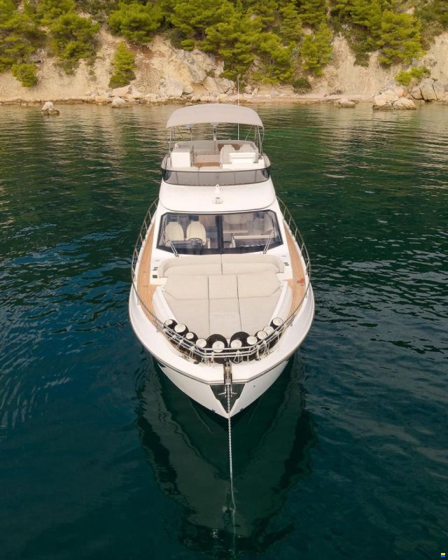 Azimut 53 FLY