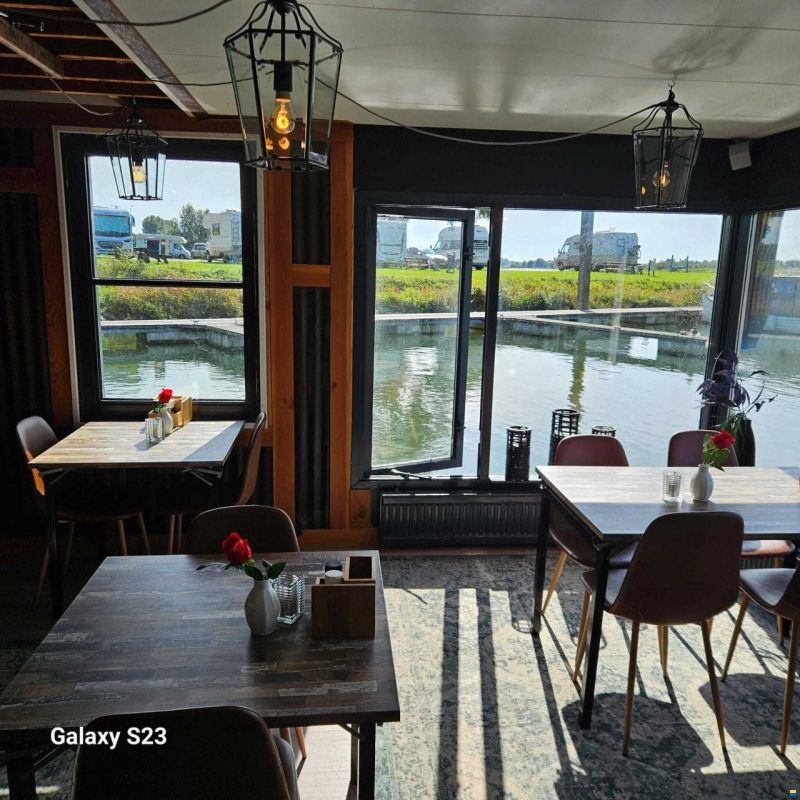 Drijvend Restaurant Houseboat