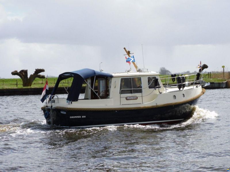 Grommer 800 De Luxe