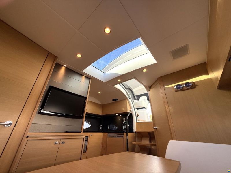 Princess V39