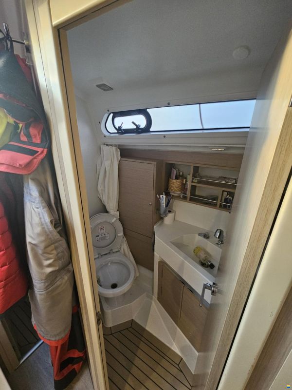 Beneteau Oceanis 34.1