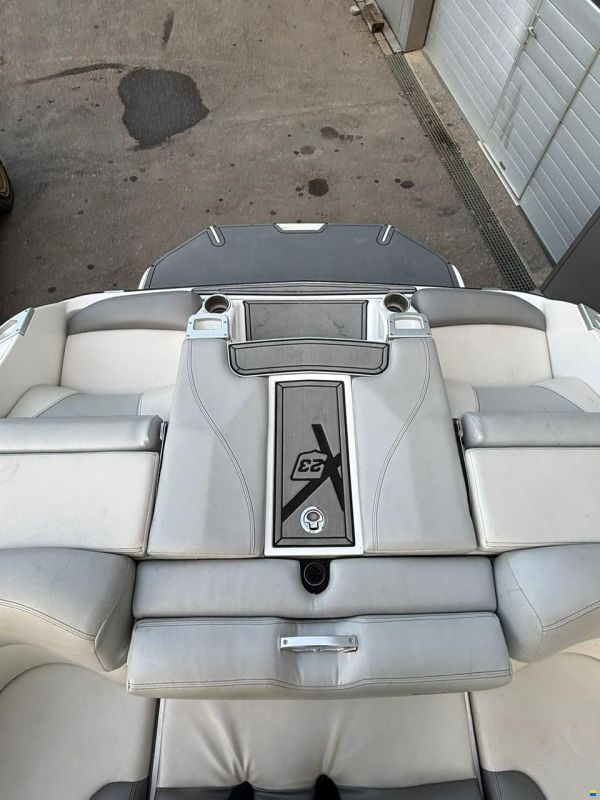 MasterCraft X23