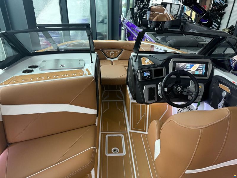 Centurion Nv213 2025