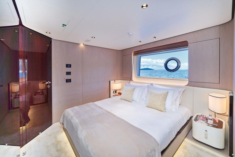 Azimut Grande 27M