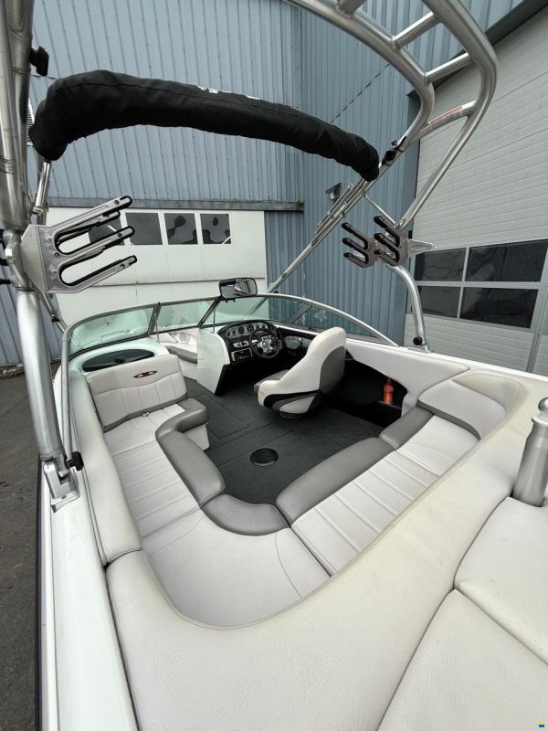 MasterCraft X10