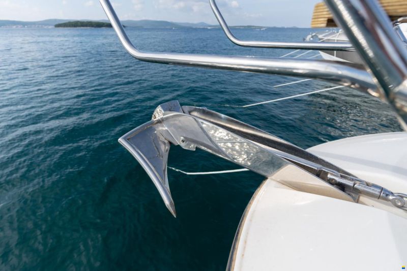 Monte Carlo Yachts MC52