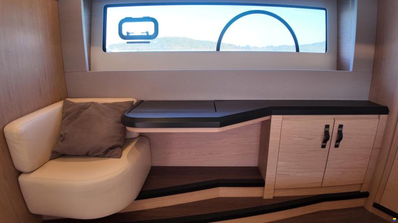 Monte Carlo Yachts MC52