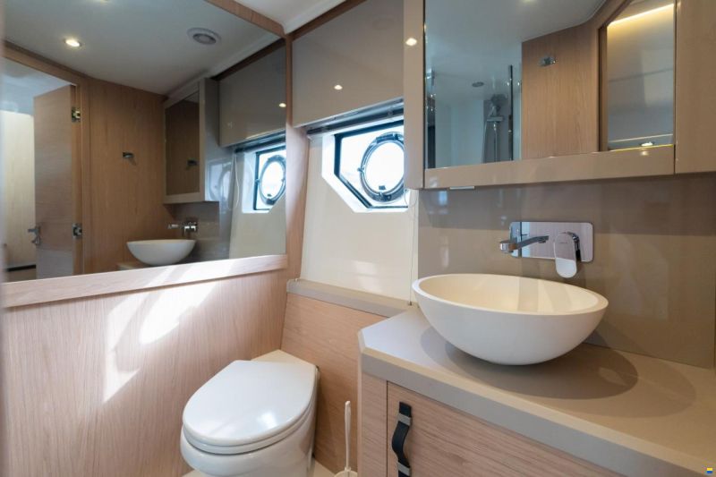 Monte Carlo Yachts MC52