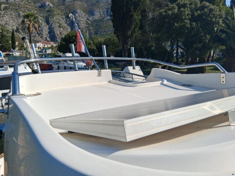 Beneteau Antares 8.8