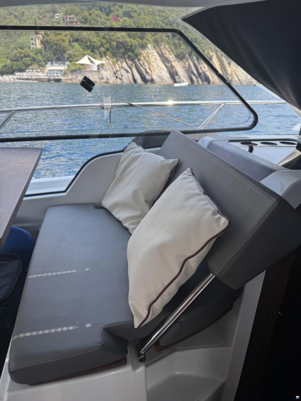 Beneteau Antares 9 OB