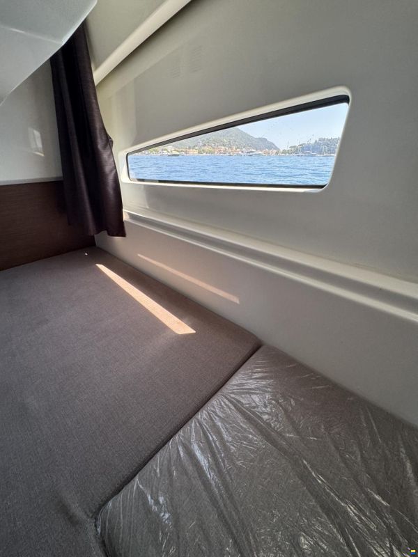 Beneteau Antares 9 OB