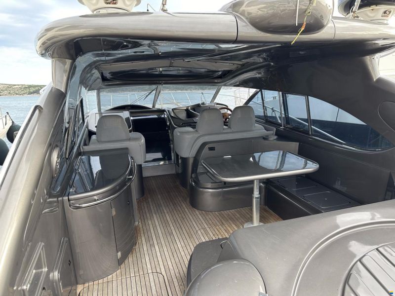 Sunseeker Predator 60
