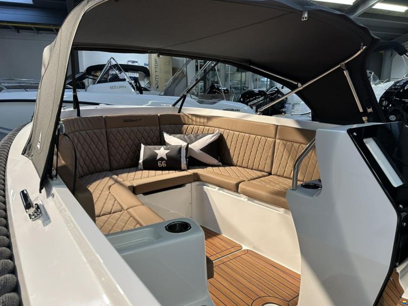 Topcraft 627 Tender