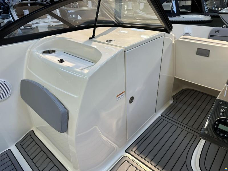Bayliner VR6 Bowrider