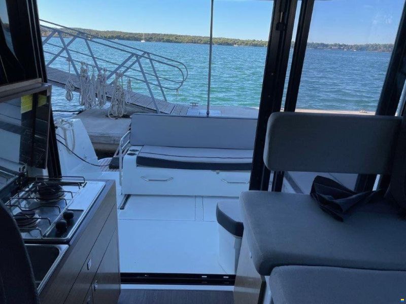 Jeanneau Merry Fisher 895
