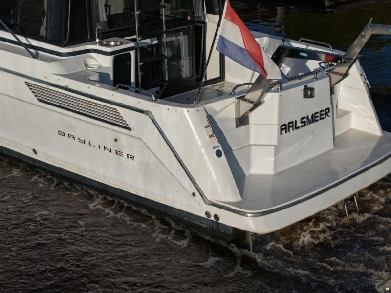 Bayliner 3688 Flybridge