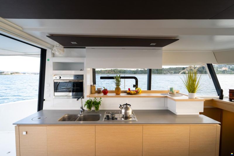 Fountaine Pajot MY 37