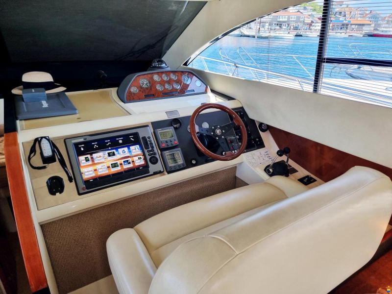 Fairline Phantom 40 Volvo Penta TAMD 63P EC