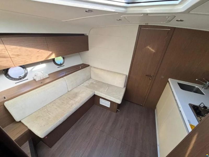 Beneteau GT40