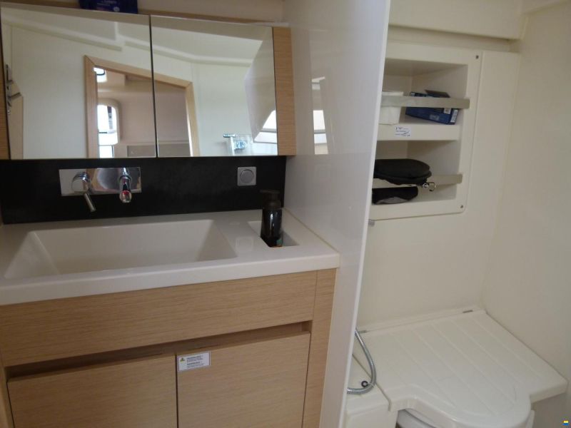 Hanse 418