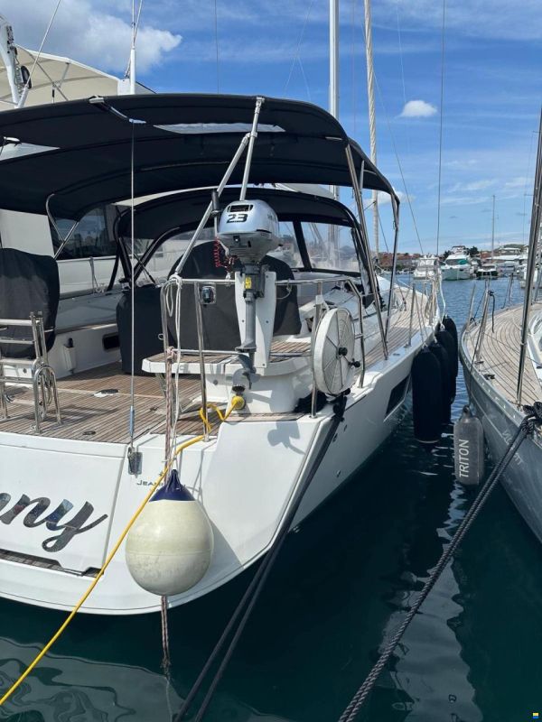Jeanneau Yacht 51