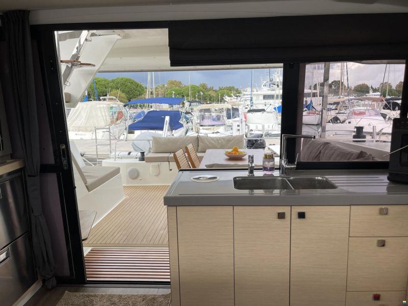 Fountaine Pajot Lucia 40