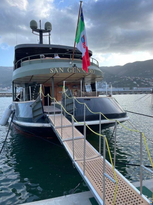 Benetti Tugboat
