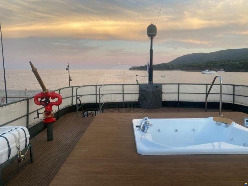 Benetti Tugboat