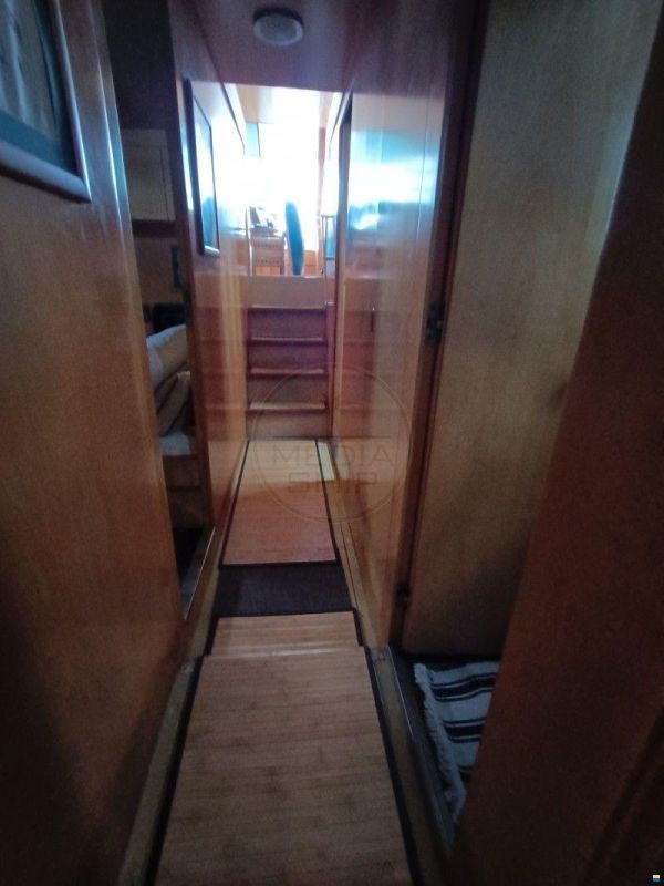 Cantieri di Pisa Akhir 18