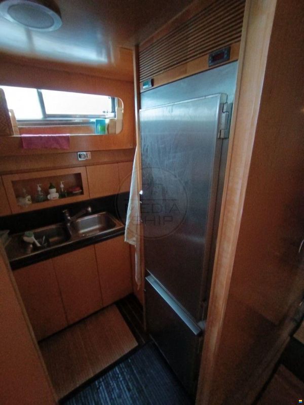 Cantieri di Pisa Akhir 18