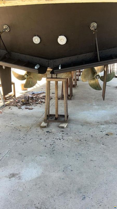 Cantieri di Pisa Akhir 18