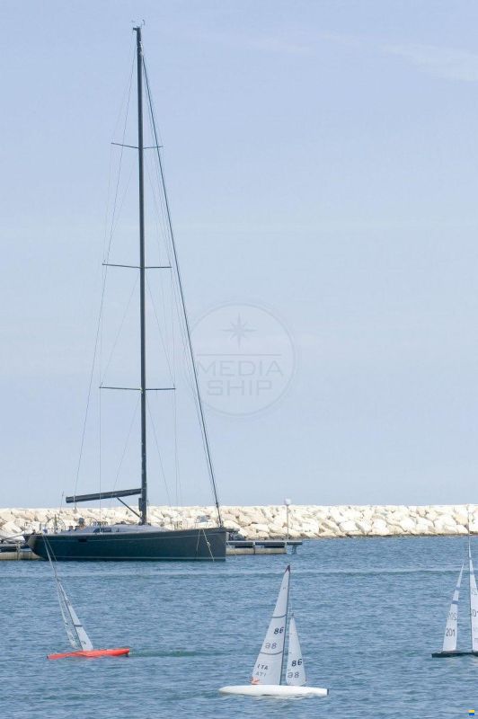 Fast Cruiser 62
