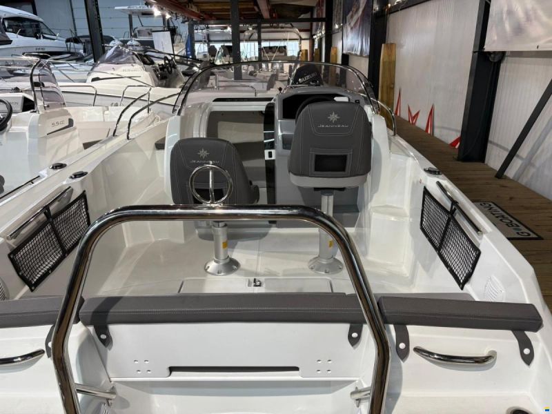 Jeanneau Cap Camarat 5.5 WA