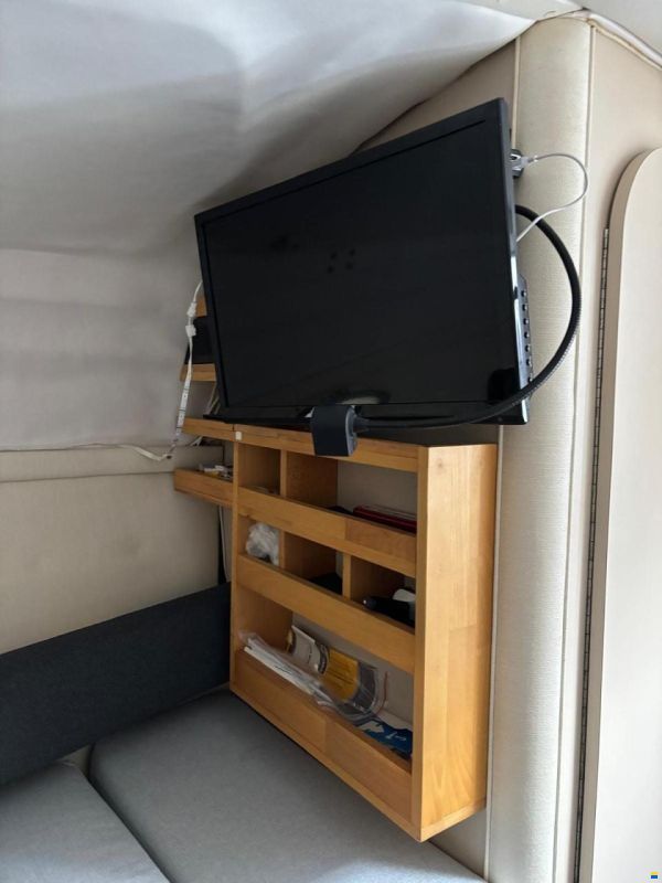 Wellcraft PRIMA 243