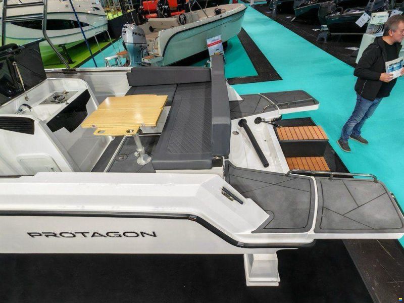 Protagon - PROTAGON 25 SUNDECK KABINENVS.