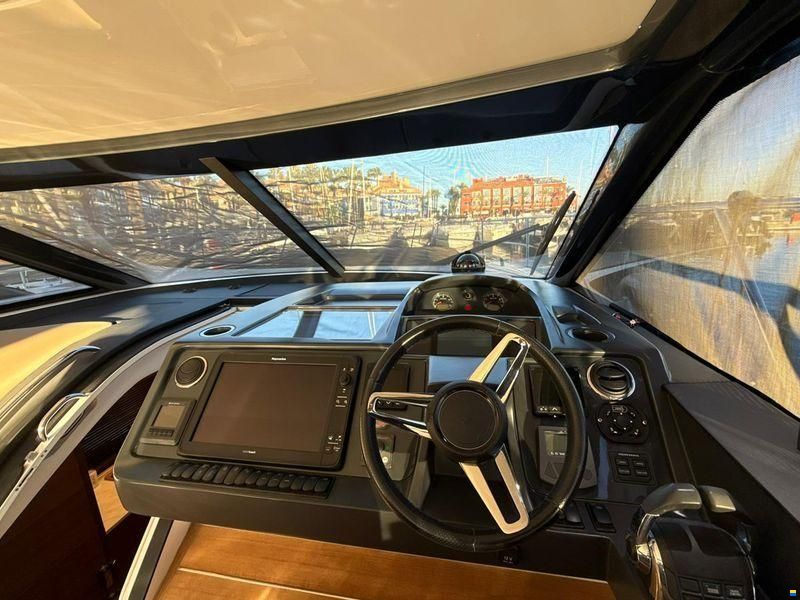 Princess V48