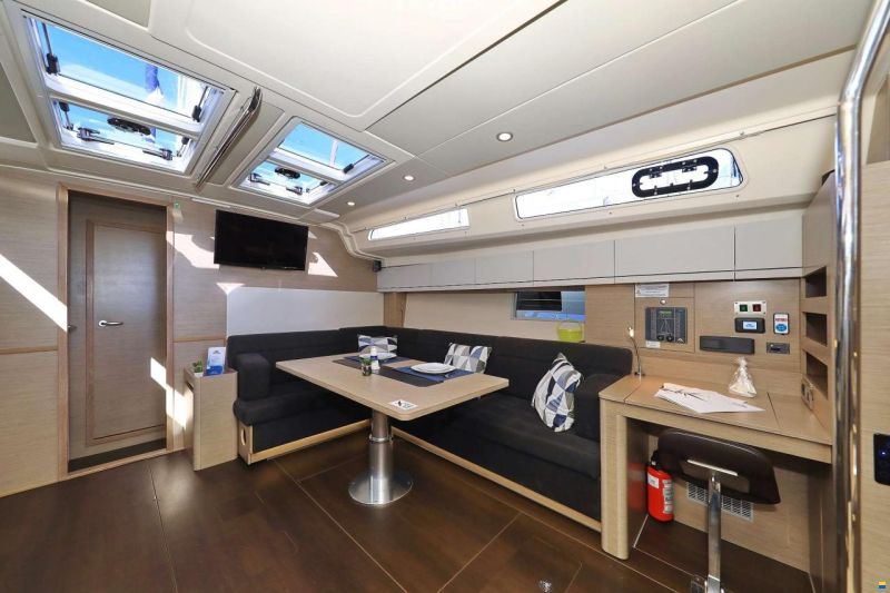 Hanse 508