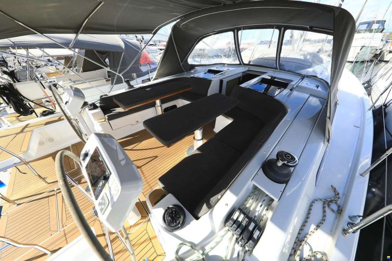 Hanse 508