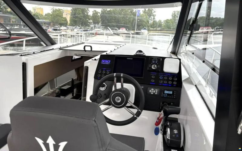 Nauticat 990 Neon