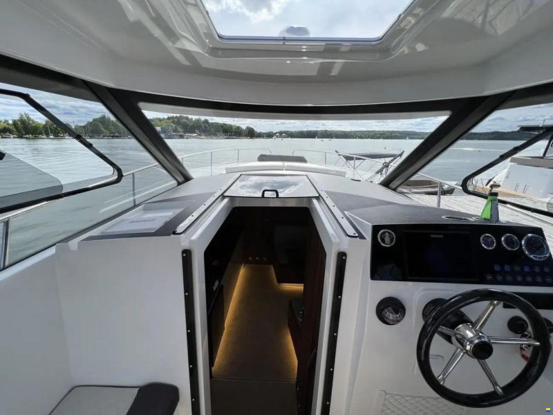 Nauticat 990 Neon