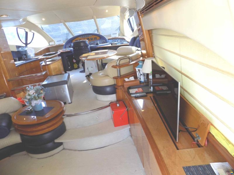 Azimut 55E