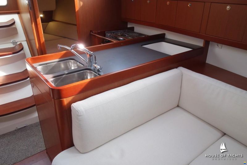 Beneteau Oceanis 34