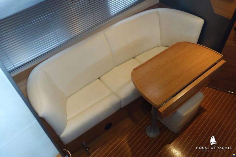 Galeon 325 HTS