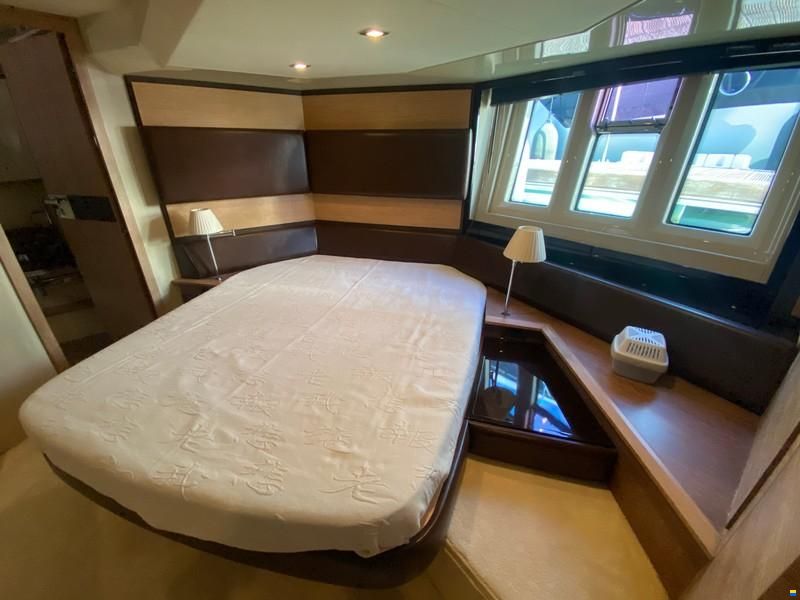 Azimut 60 Fly