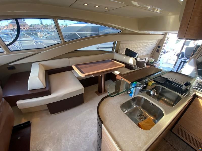 Azimut 60 Fly
