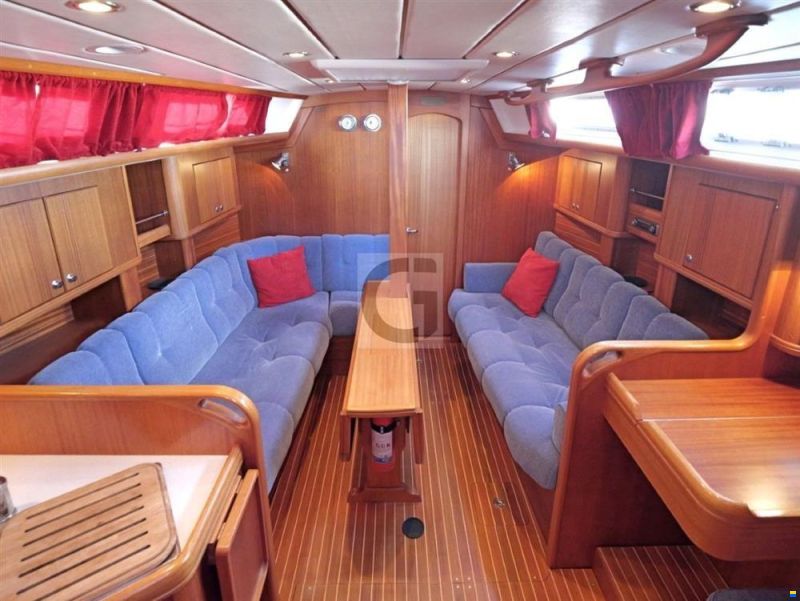 Najad 380