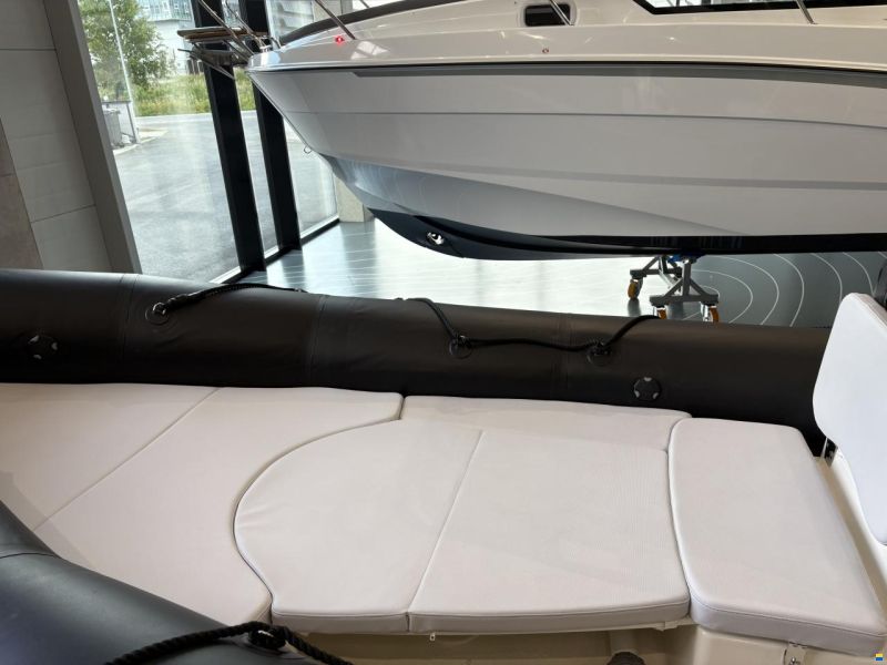 Bombard SUNRIDER 550